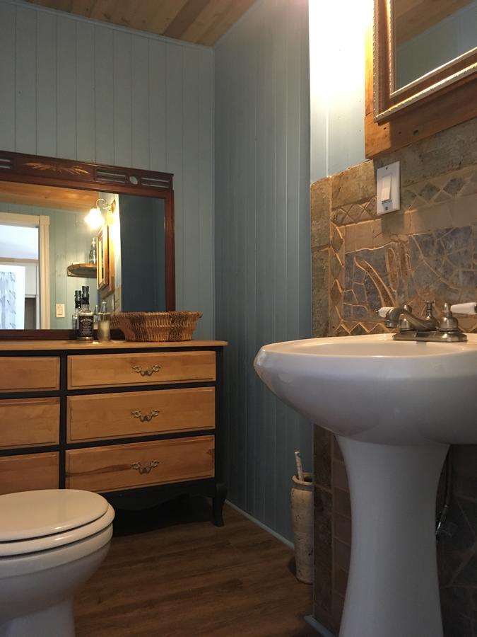 La Chouette Viree Bed & Breakfast Grandes-Bergeronnes Exterior foto