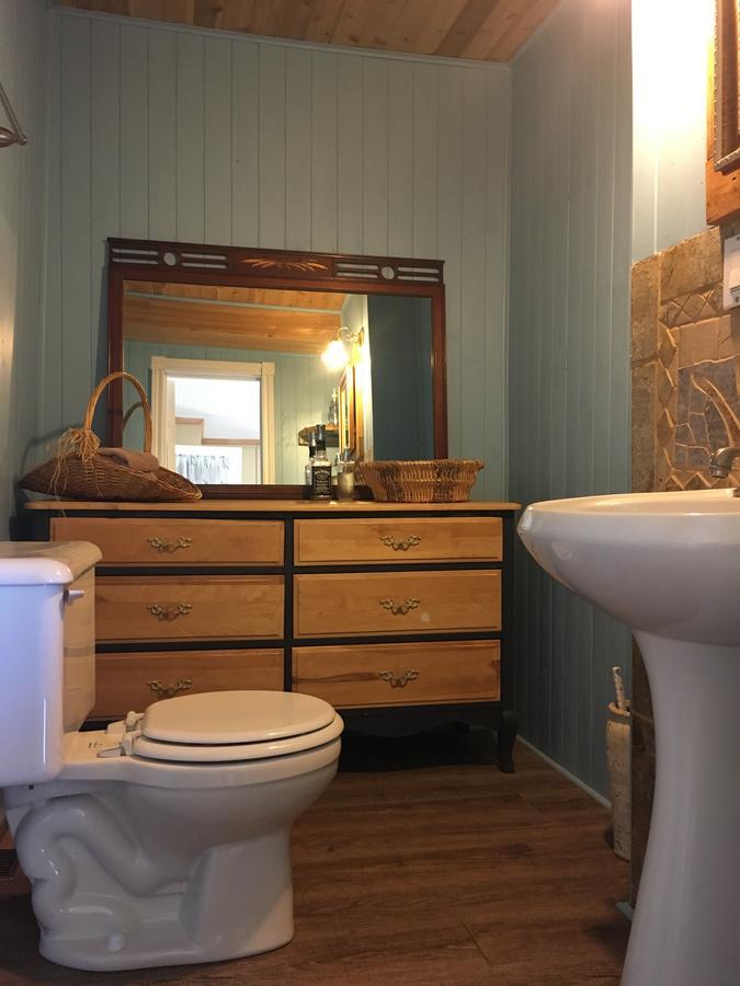 La Chouette Viree Bed & Breakfast Grandes-Bergeronnes Exterior foto