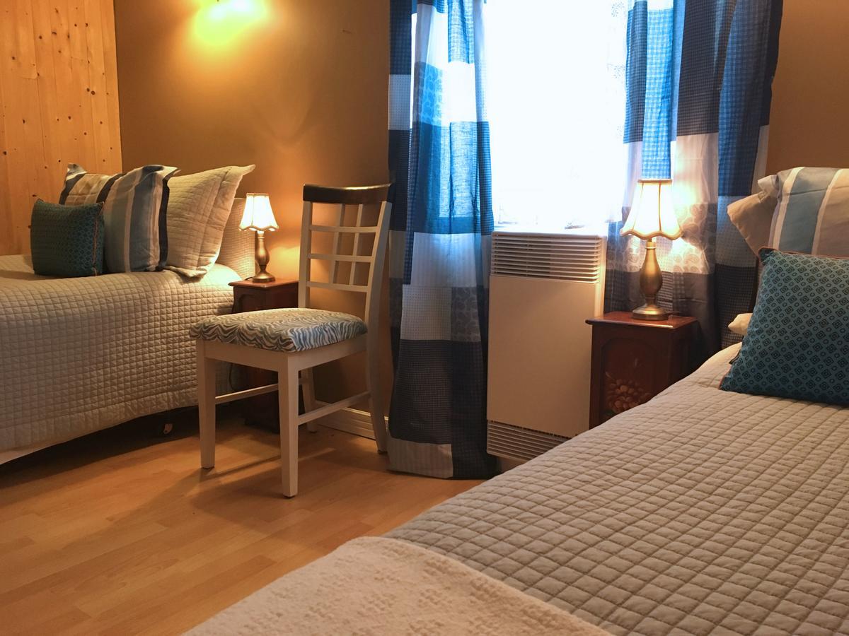 La Chouette Viree Bed & Breakfast Grandes-Bergeronnes Exterior foto